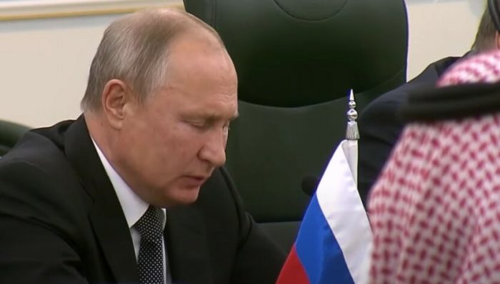 Путин вынужден уступить арабам.