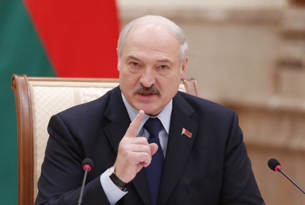 Александр Лукашенко против российских СМИ.