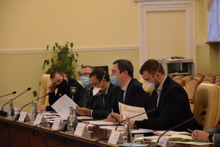 В апреле могут вернуться 15 тысяч украинцев - власти составляет план обсервации