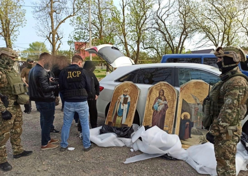 В Украине разоблачили банду, выкравшую 1860 икон из церквей по всей стране