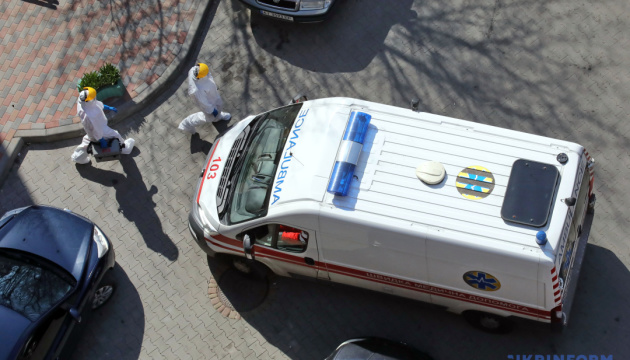 В Украине COVID-19 заболели более двух тысяч детей и пять тысяч медиков — Минздрав В Украине COVID-19 заболели более двух тысяч детей и пять тысяч медиков — Минздрав