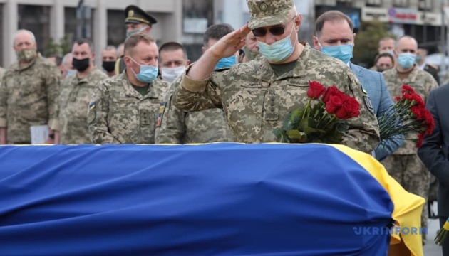 В Киеве прощаются с Героем Украины Тарасом Матвиивым