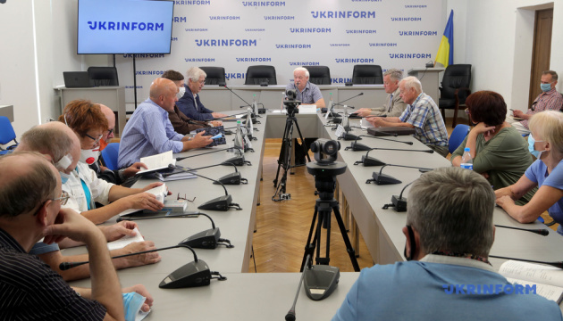 В Киеве презентовали книгу "Журналисты и Независимость"