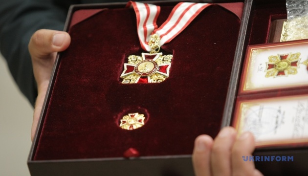 Лучших медиков Украины наградили орденом и медалями святого Пантелеймона