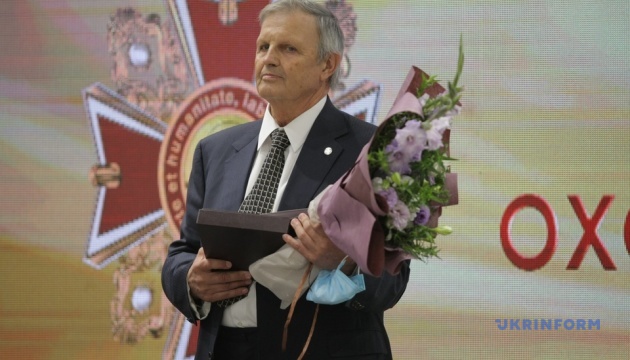 Лучших медиков Украины наградили орденом и медалями святого Пантелеймона