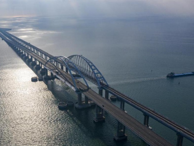 Крымский мост может рухнуть.