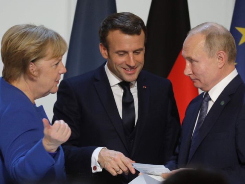Меркель, Макрон и Путин