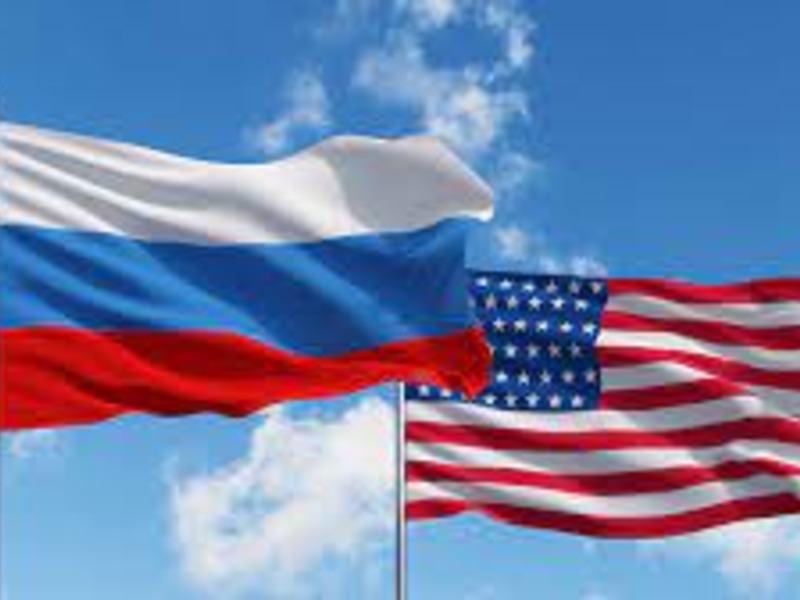 Флаги РФ и США