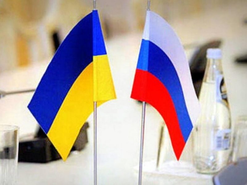 флаги Украины и РФ