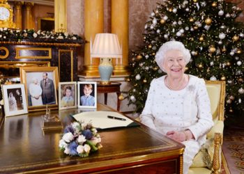 Королева Елизавета II