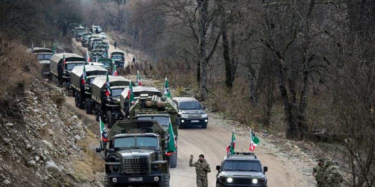 Кадыров демонстративно проводит самостоятельные военные учения в Чечне.