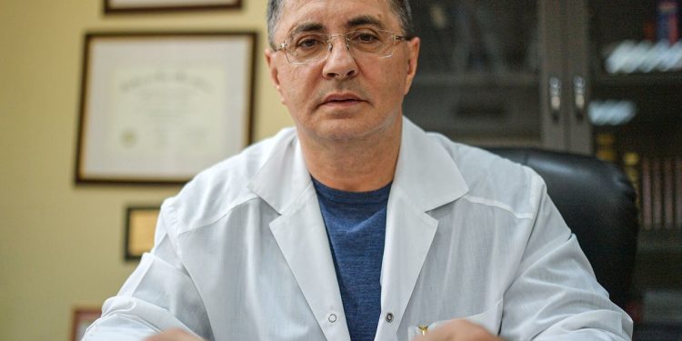 Александр Мясников