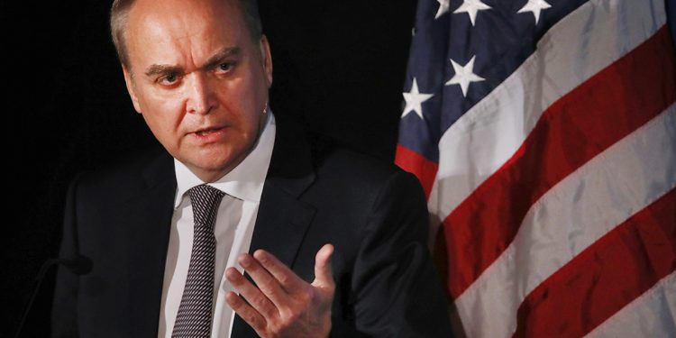 Анатолий Антонов