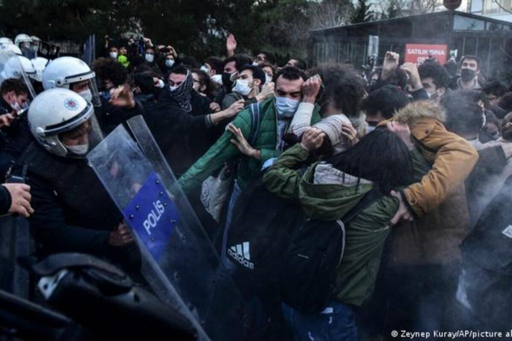 Митинг в Стамбуле