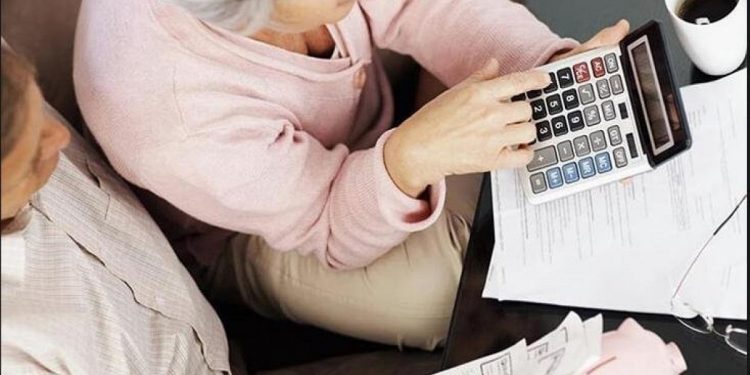 В Украине с 1 декабря произошел перерасчет пенсий.