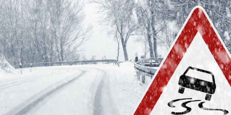 Гололед на дороге