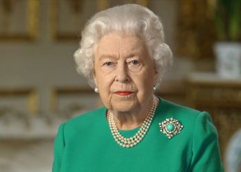 Королева Елизавета II