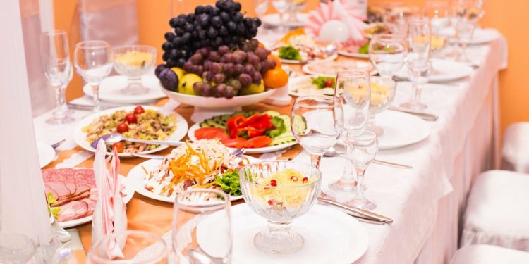 Праздничный стол