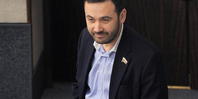 Илья Пономарев