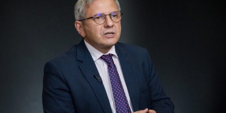 Олег Устенко
