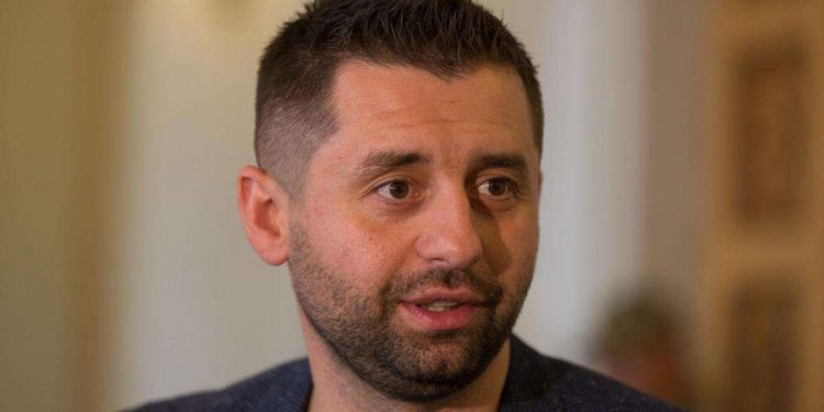 глава фракции "Слуга народа"