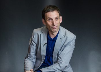 Віталій Портніков