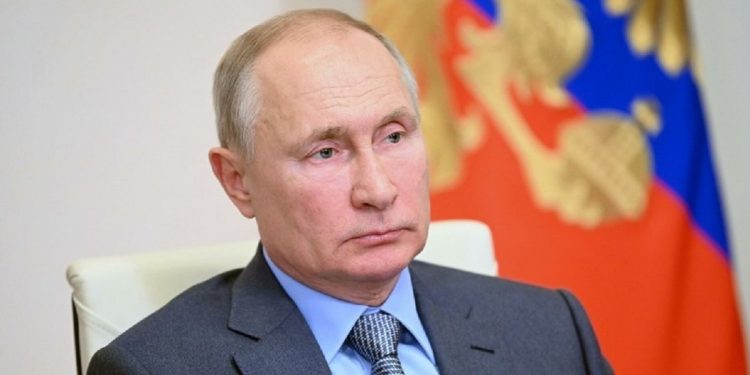 Путину персональные санкции не страшны.