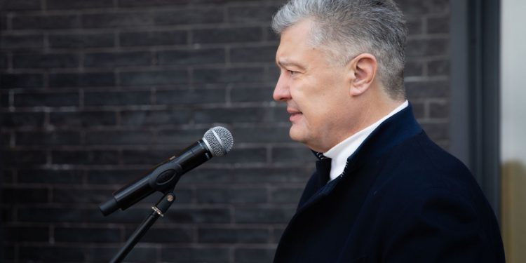 Петр Порошенко