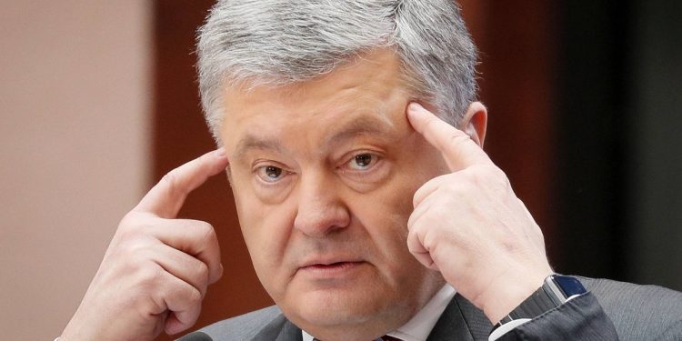 Возвращение Порошенко в Украину.