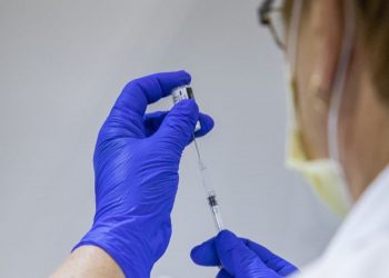 В Японии разработана "пожизненная" вакцина против COVID-19.