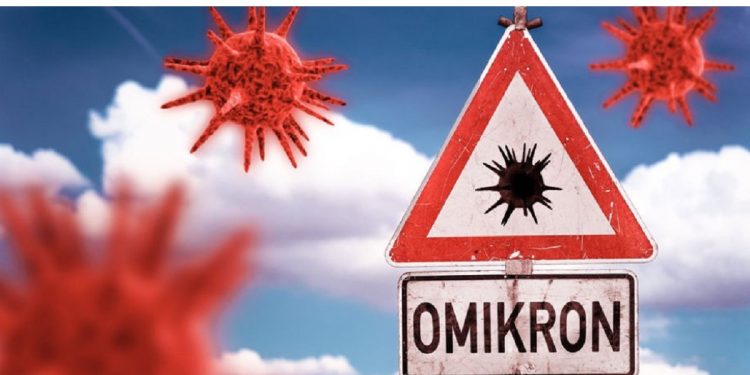 Омикроном переболеют все.