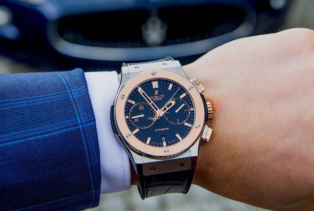 Как подобрать часы к одежде