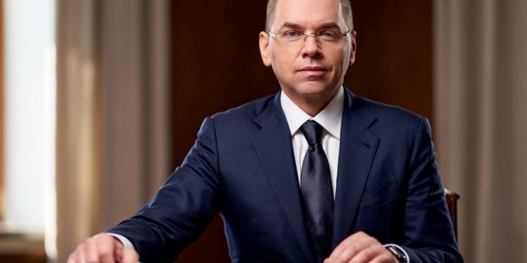 Максим Степанов