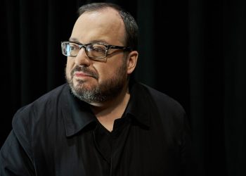 Станислав Белковский