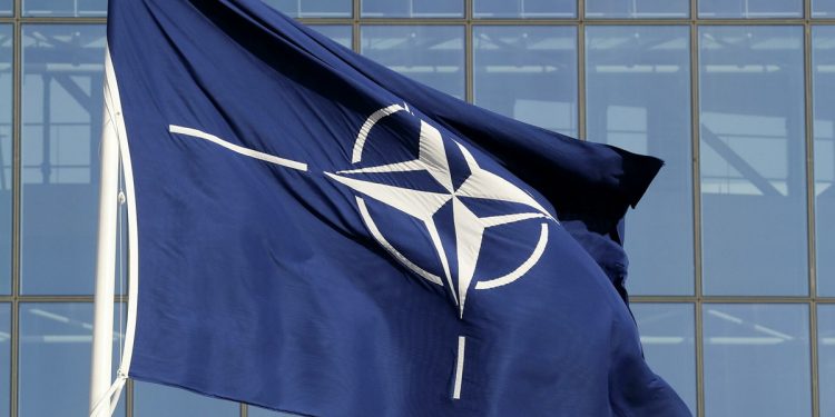 Флаг НАТО