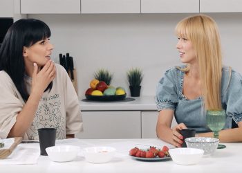 Маша Ефросинина и Оля Полякова