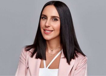 известная певица