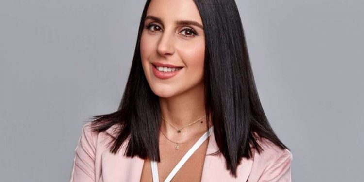 известная певица