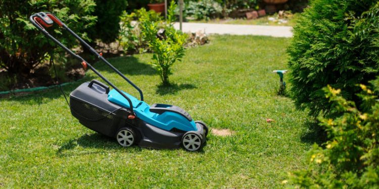 Электрические газонокосилки