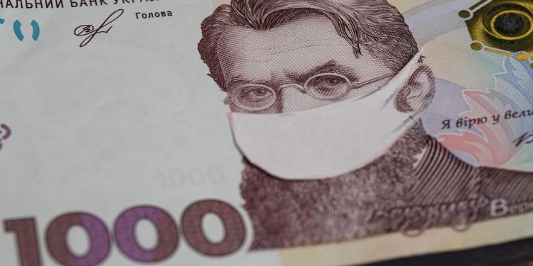 На что можно потратить ковидную тысячу Зеленского.