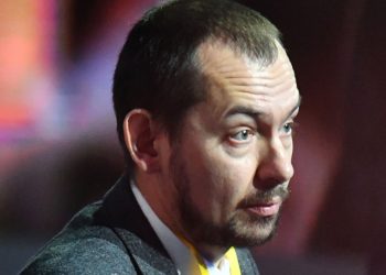 известный журналист