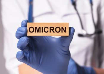 Штамм коронавируса «Омикрон»