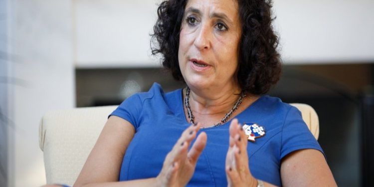 Мелинда Симмонс