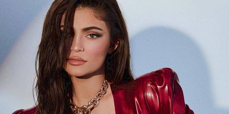 Кайли Дженнер