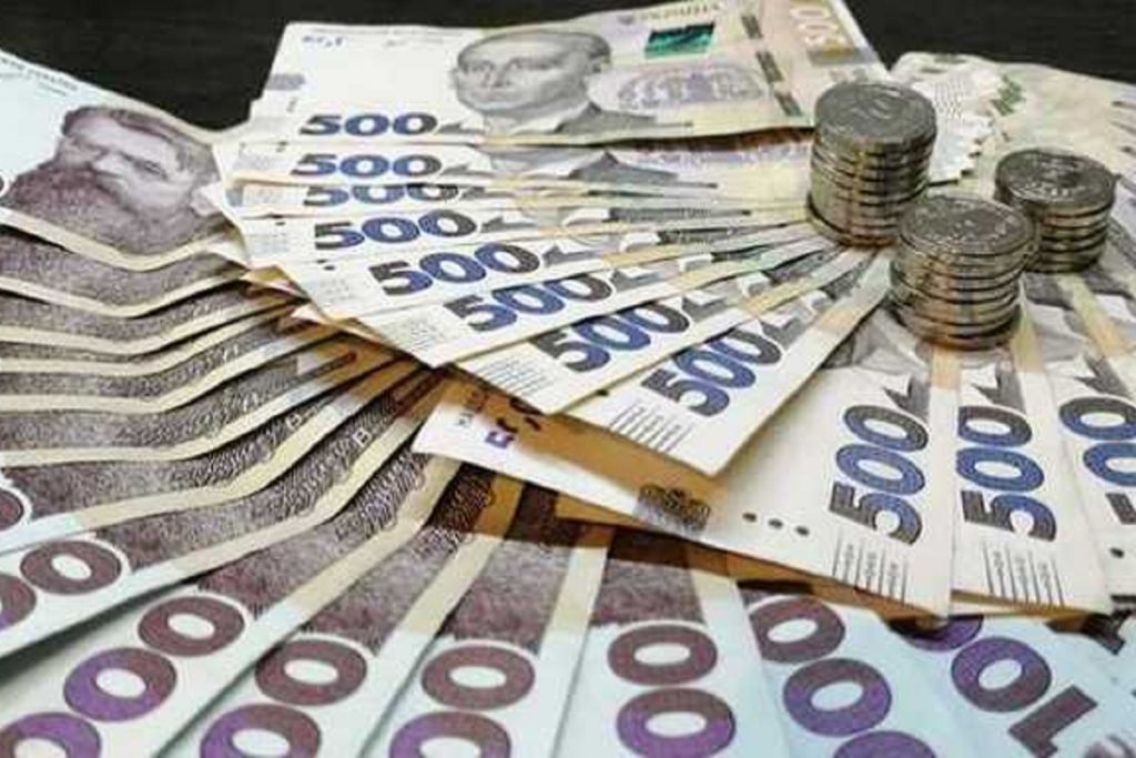 Курсы валют на 15 февраля 2022 года.