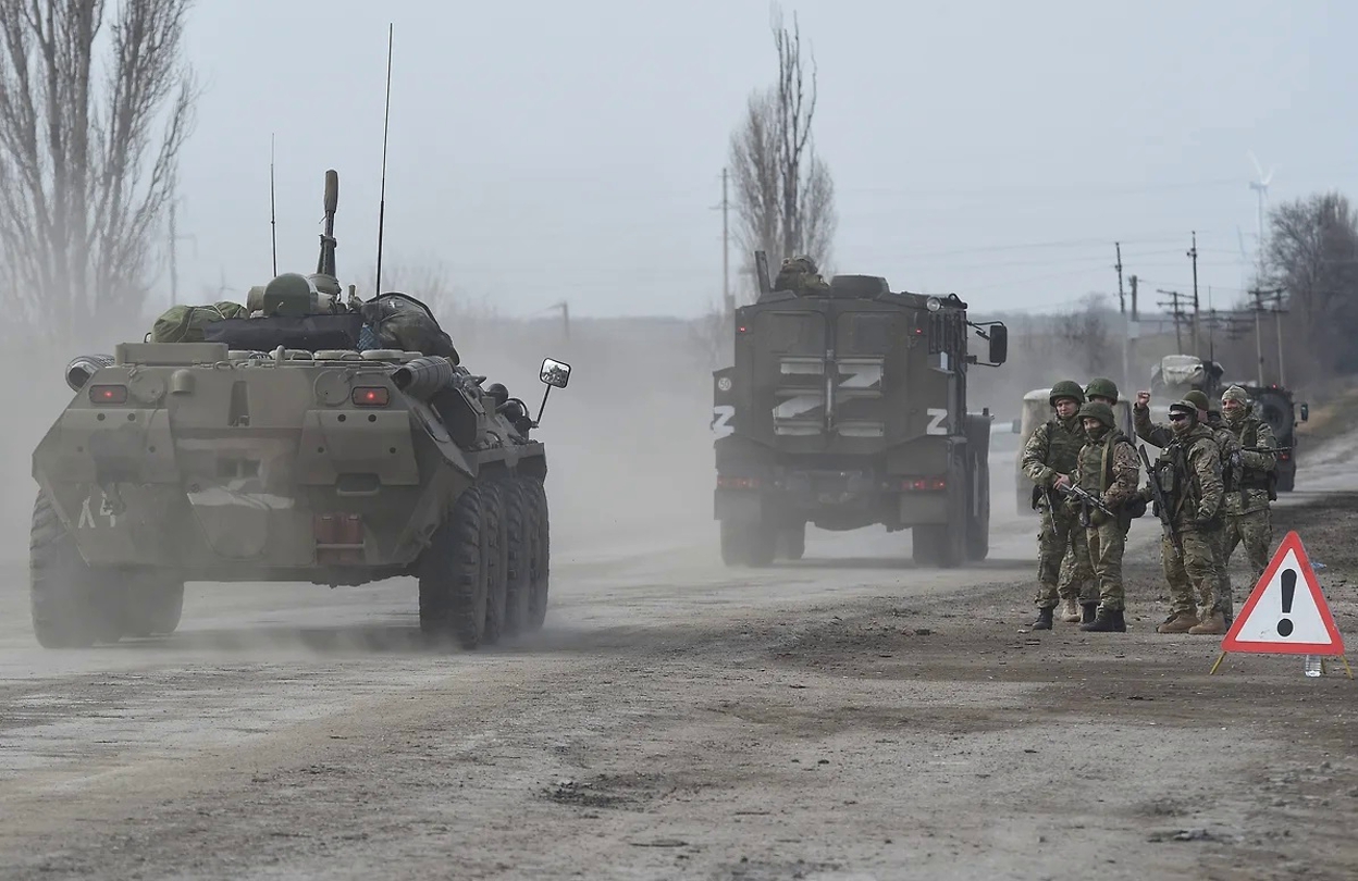 Наступление всу сегодня последние новости. Российская Военная техника. Война на Украине 2022 русская армия. Военная колонна. Военная техника колонна.