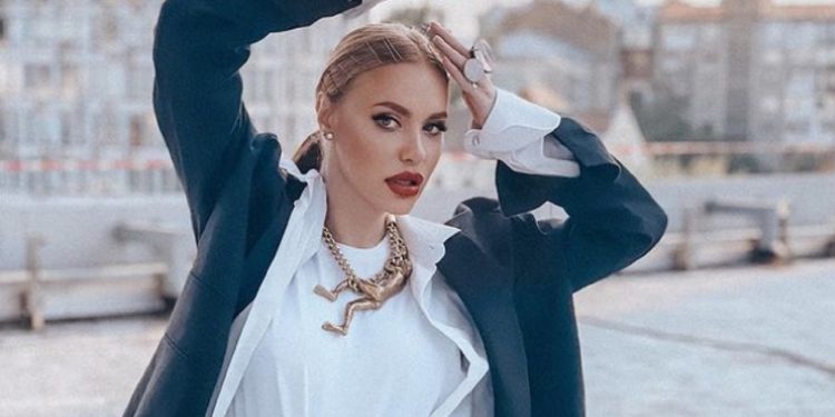 Девочки, поздно – Слава Каминская показала «семейную идиллию» с Арестовичем (фото)