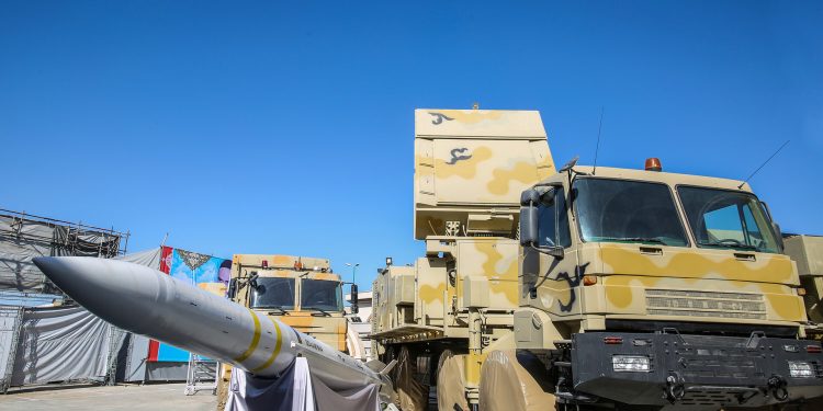 поставки оружия в Россию