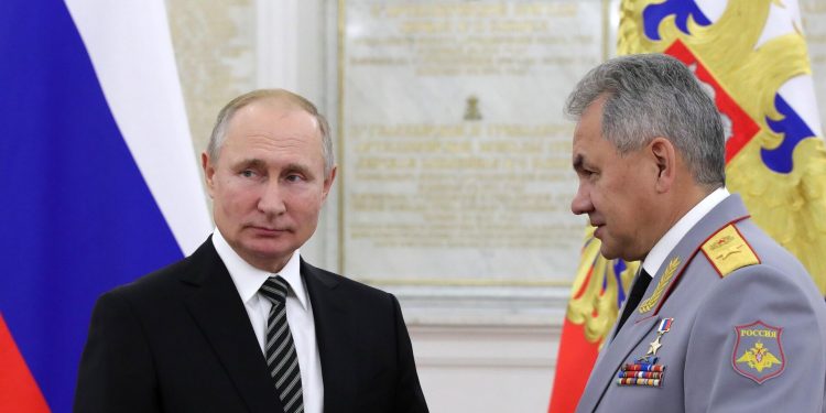Путин и Шойгу