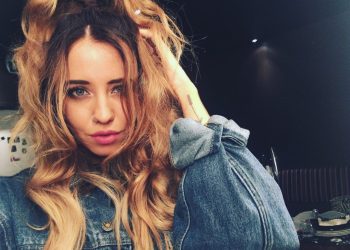 популярная певица